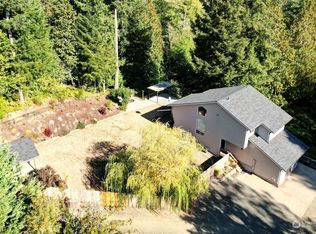 240 NE Riverside Pl, Belfair, WA 98528