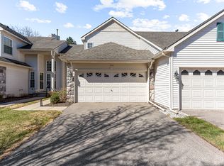 1033 Calpernia, Wixom, MI