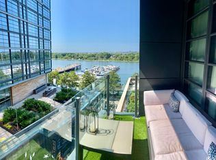 45 Sutton Sq SW Unit 505, Washington, DC 20024