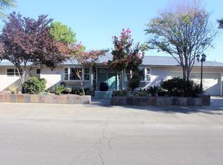 5415 E Norwich Ave, Fresno, CA 93727