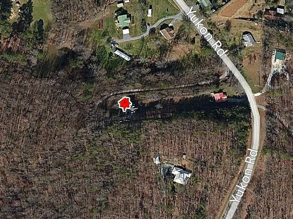 6100 Yukon Rd #3, Talking Rock, GA 30175
