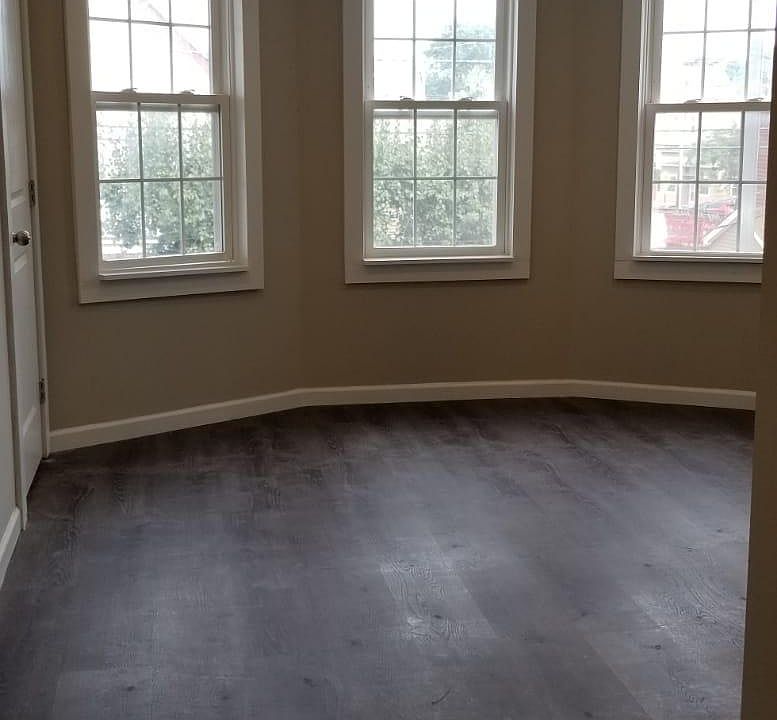 2nd image of 210 Wallington Ave