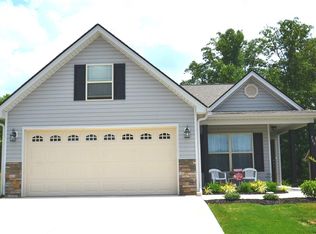 769 Bankston Dr, Boiling Springs, SC 29316