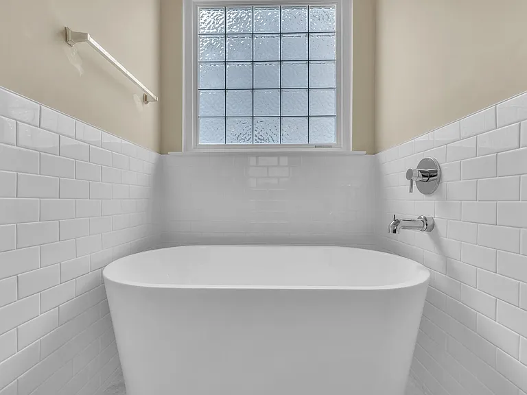 320 Trout Valley Rd — Photo 23