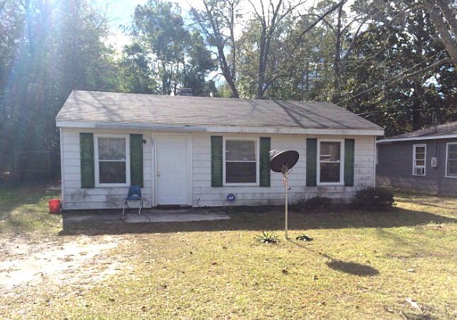 1st image of 803 E Brookwood Dr