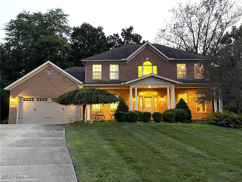 1st image of 7 Long Vue Ct