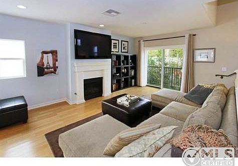 3rd image of 10803 Hesby St Unit 107
