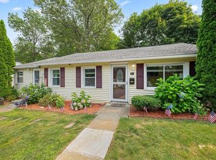 10 Bainridge Rd, Worcester, MA 01602
