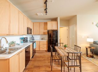 5190 Broadway #432, Denver, CO 80216