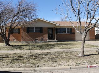 1010 S Loyola St, Perryton, TX 79070