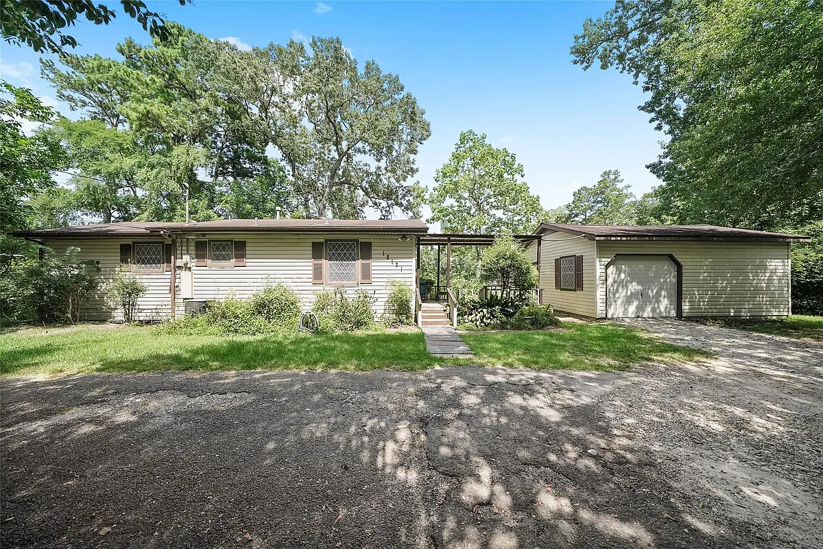 Building Photo - 18121 Atkinson Ln