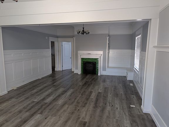 4th image of 45360 Hodgins Ave
