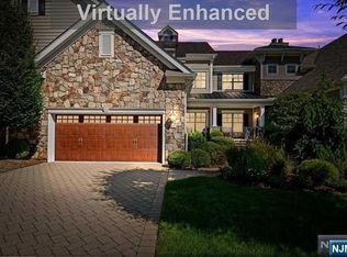 45 Cherrywood Ct, Westwood, NJ 07675
