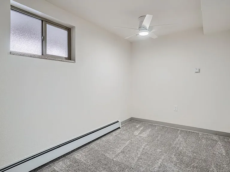 Miner Court — Photo 37