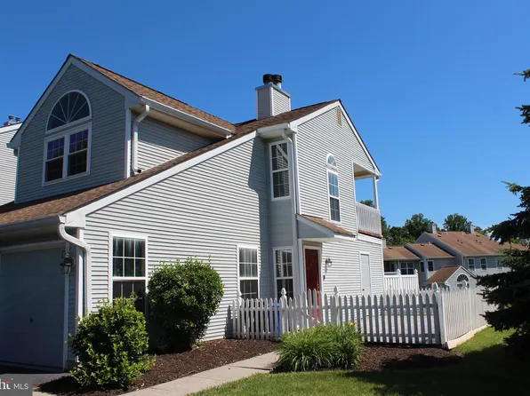 543 Cedar Hollow Dr, Yardley, PA 19067