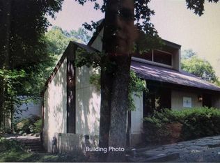 2731 University Dr, Durham, NC 27707