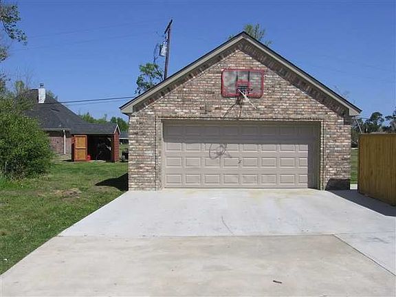 3rd image of 109 Sunset Dr