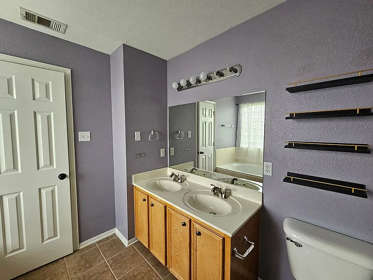 5704 Schneider Dr — Photo 10
