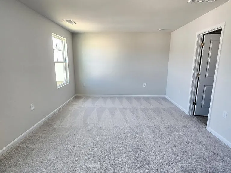 2431 Kasota Ln — Photo 31