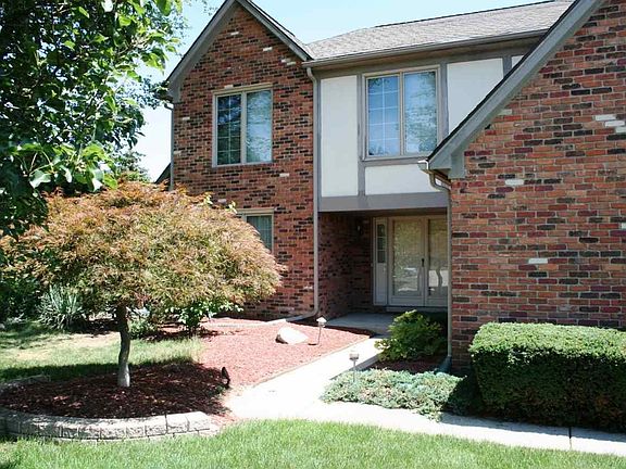 3rd image of 46832 Kramer Dr