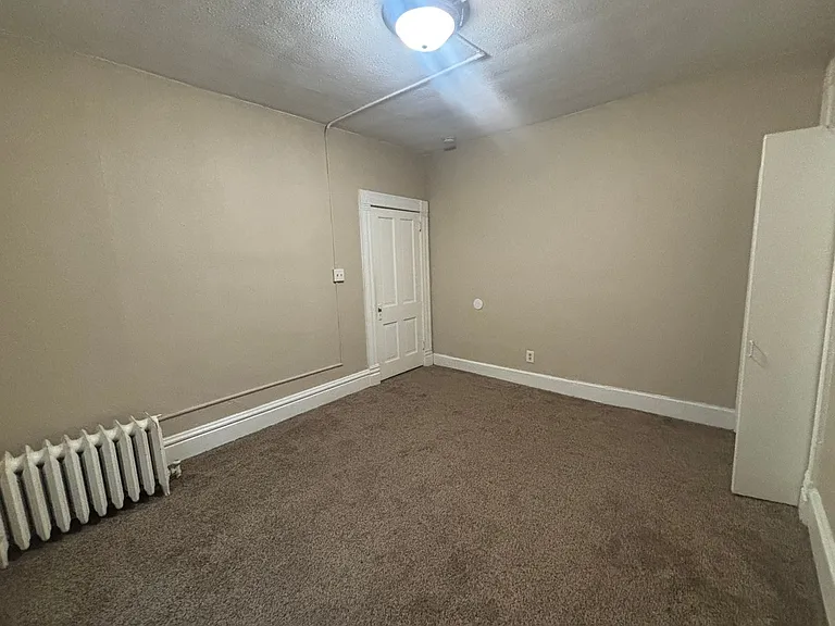 2820 Cottage Grove Ave — Photo 12