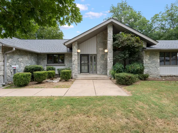 542 S Thompson St, Vinita, OK 74301