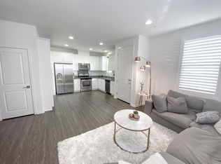 1202 El Paseo, Lake Forest, CA 92610