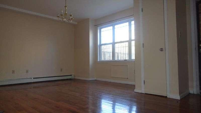 1st image of 1056 E 81st St