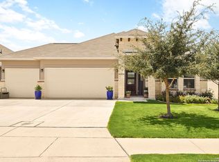 1048 Buffalo Grv, New Braunfels, TX 78130