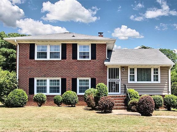 2nd image of 1518 Merrimac Trl