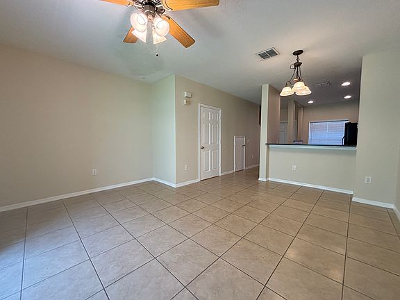5th image of 8515 Trail Wind Dr