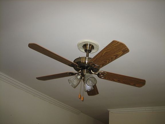 3rd image of 4811 Dakota Ave