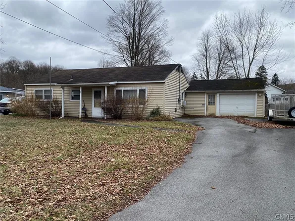 37 Arbor Dr, New Hartford, NY 13413