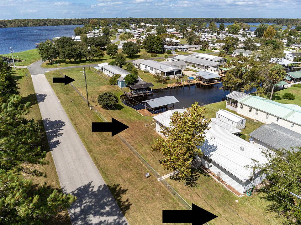 1st image of 15 Hockey Dr