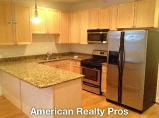 2806 W Warren Blvd #1, Chicago, IL 60612
