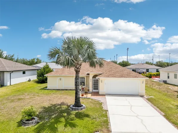 2716 SW 2nd Ln, Cape Coral, FL 33991