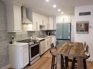 780 10th Ave S APT 1, Naples, FL 34102