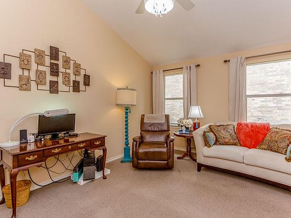 3rd image of 8933 Highland Orchard Dr
