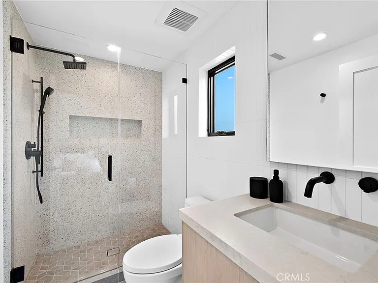 322 1/2 Iris Ave — Photo 20