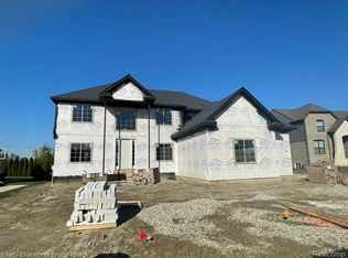 8901 Softail Ln, Shelby Township, MI 48316