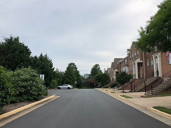 5th image of 2664 Logan Wood Dr