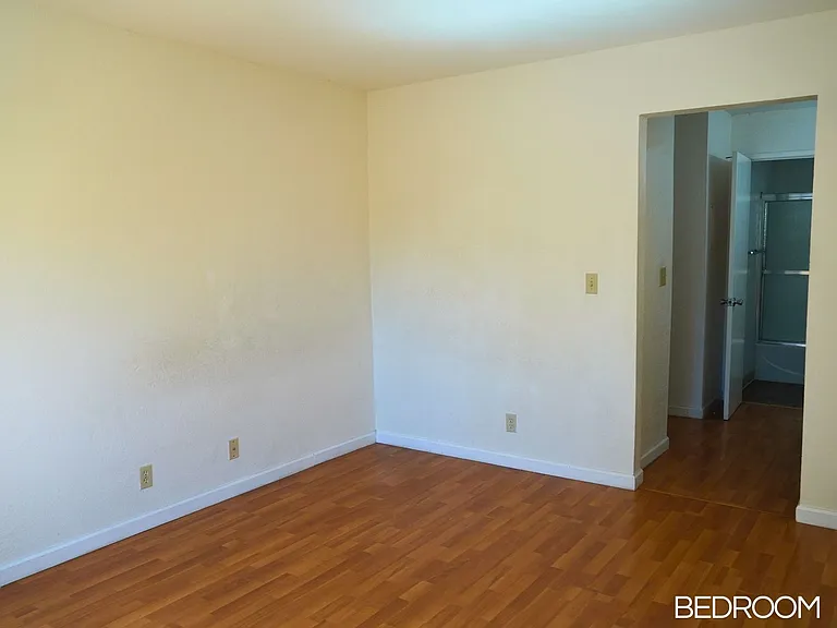 Cannery Apartments — Photo 16