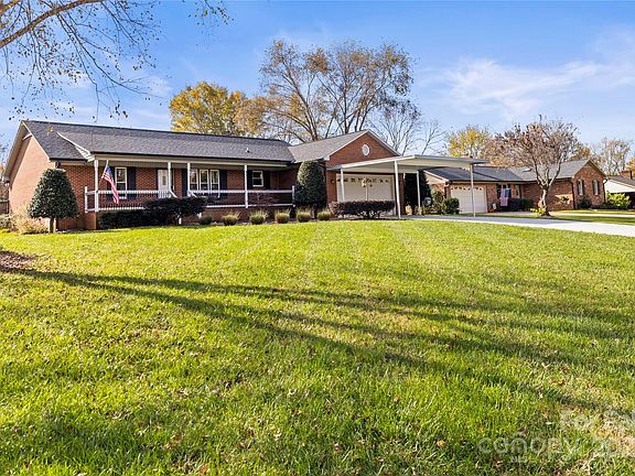 2nd image of 645 Sunridge Dr