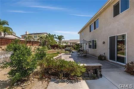 17231 Greentree Dr — Photo 39
