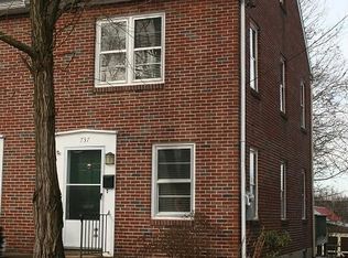 737 Pointview Ave, Ephrata, PA 17522