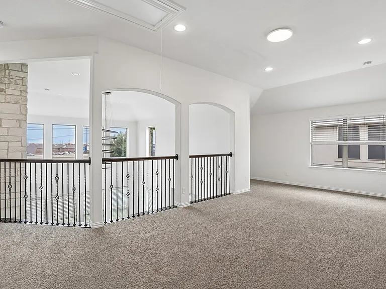 7228 Ridgepoint Dr — Photo 16