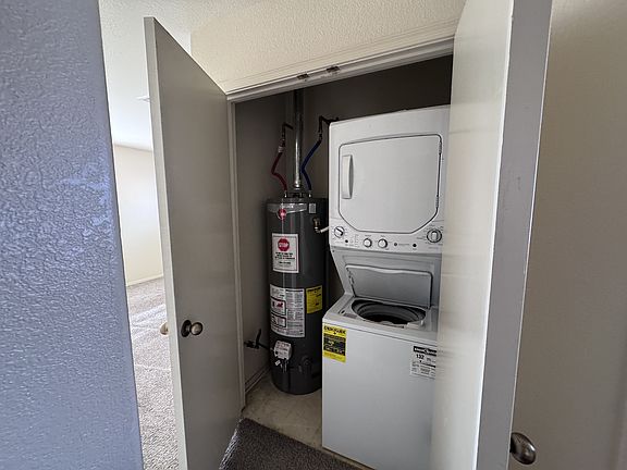 5th image of 2465 Armour Ave APT 3