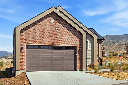 459 E Rimrock Ln Photo 1
