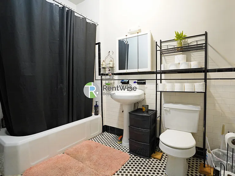 1379 Commonwealth Ave #4 — Photo 13