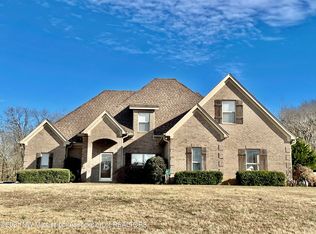 249 Swan Lake Dr, Coldwater, MS 38618